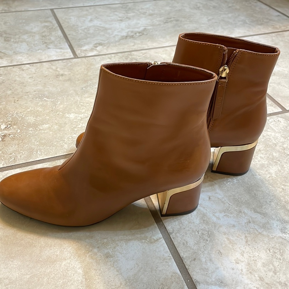 DKNY Corrie leather ankle boots